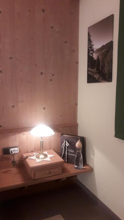 Gaestehaus Sissy Längenfeld Exteriör bild